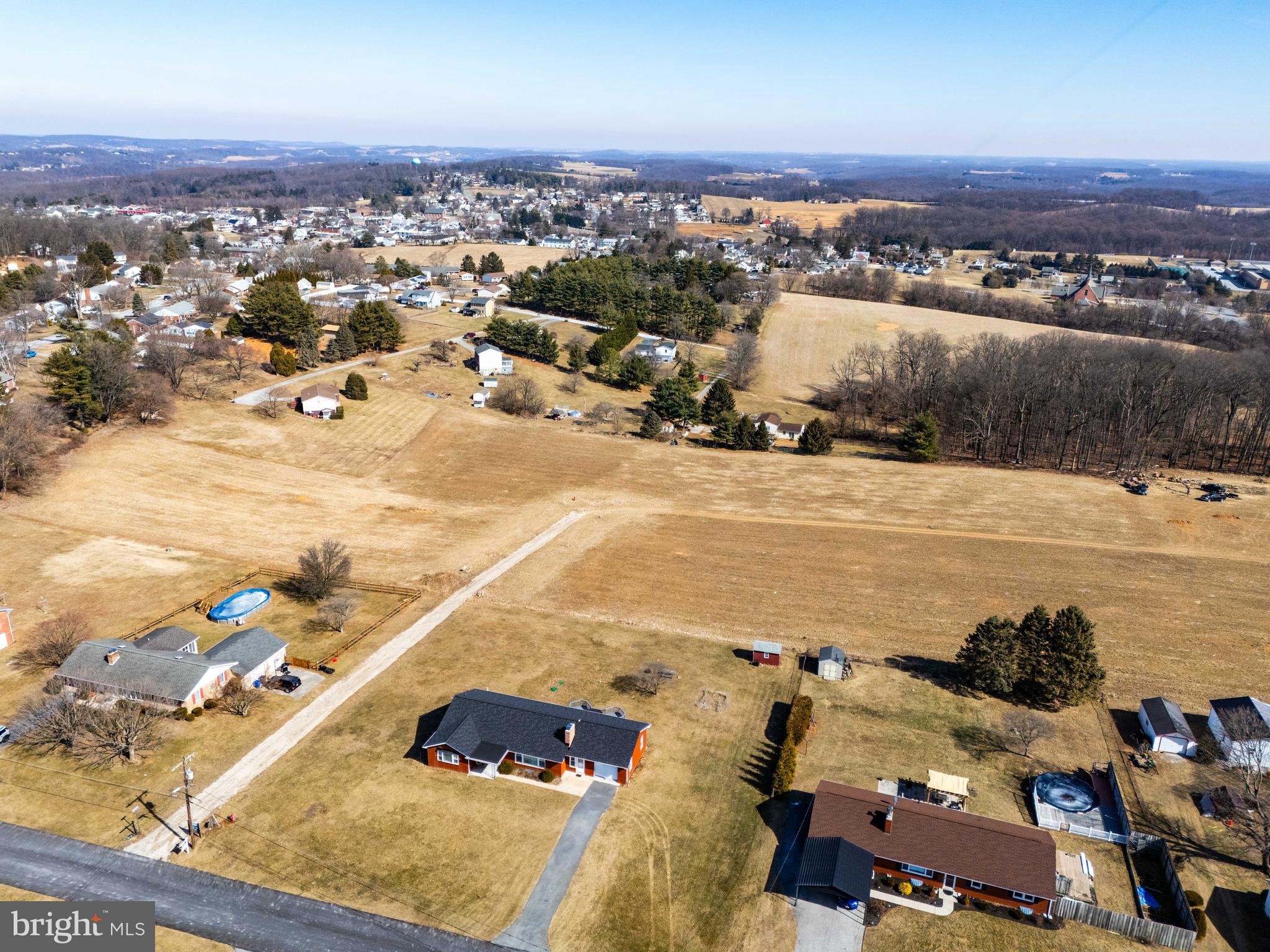 MANCHESTER FARMS - Residential