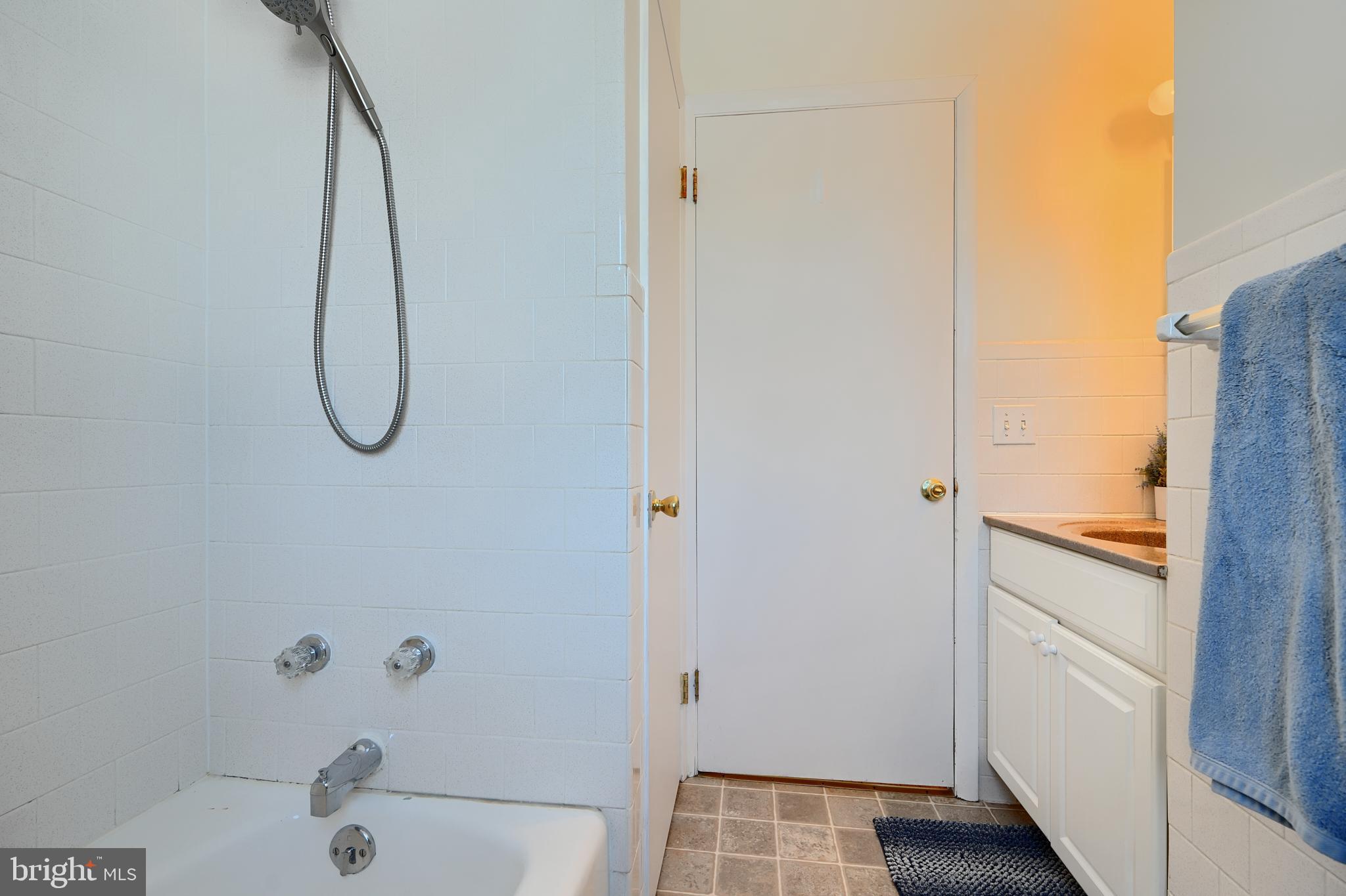 MANCHESTER FARMS - Residential