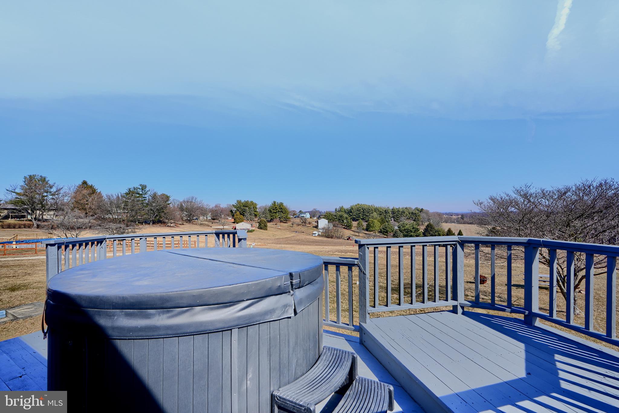 MANCHESTER FARMS - Residential