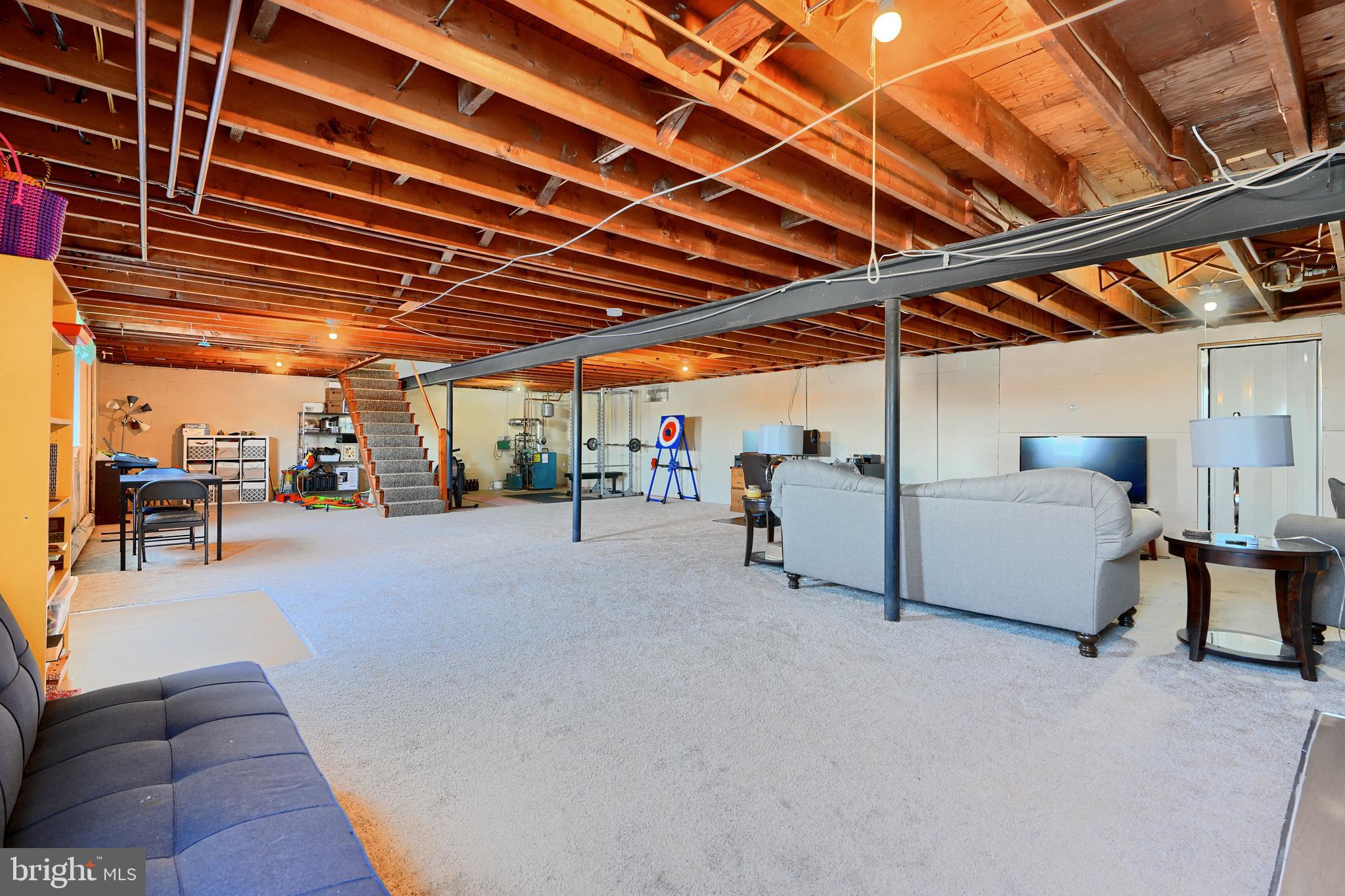 MANCHESTER FARMS - Residential