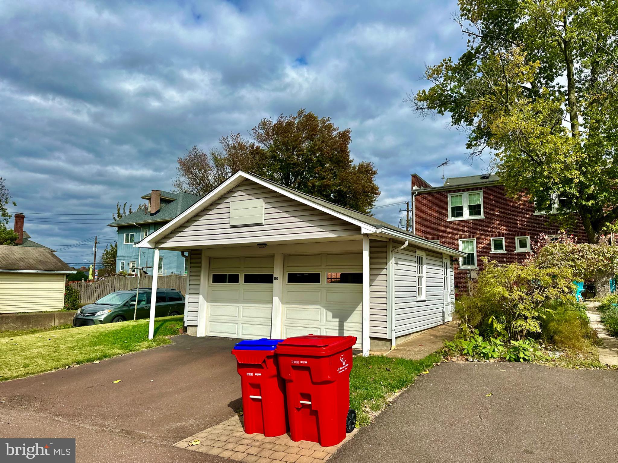 SUMMER HILL - Residential