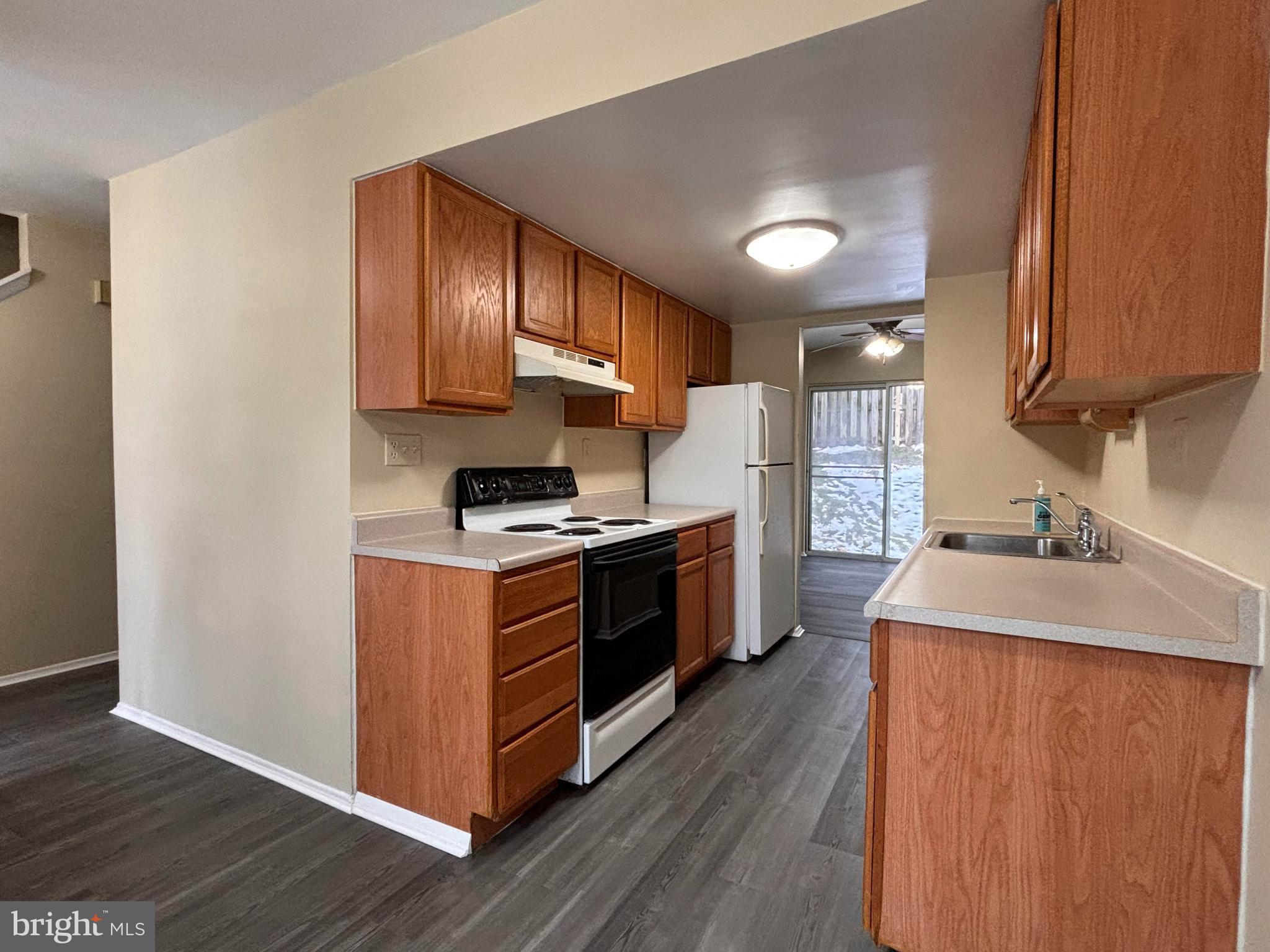 CHURCHILL TOWN SECTOR - Residential Lease