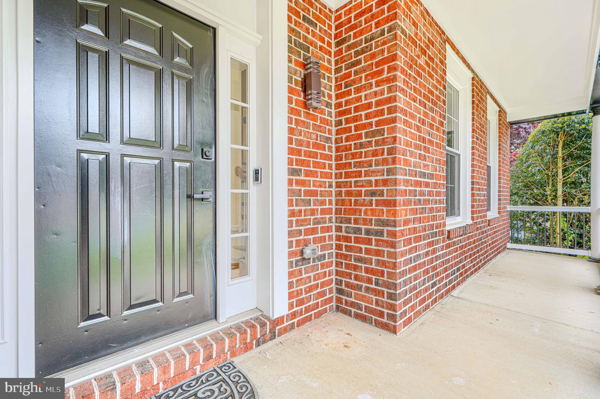 704 GREENGLADE COURT