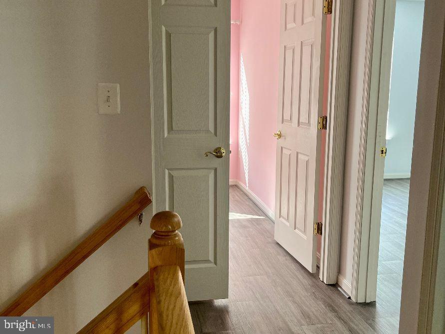 AUTUMN CHASE HUNT - Residential