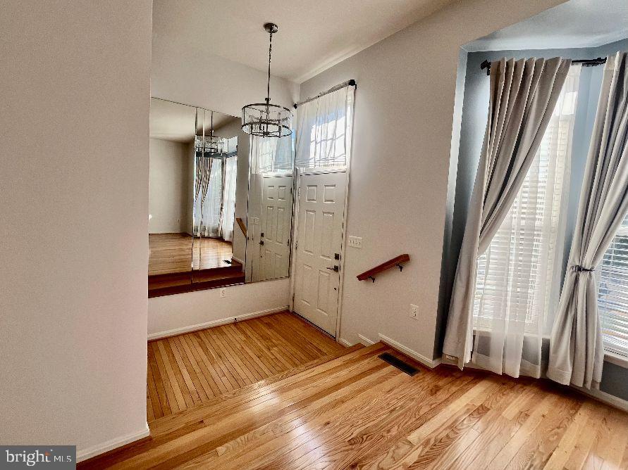 AUTUMN CHASE HUNT - Residential