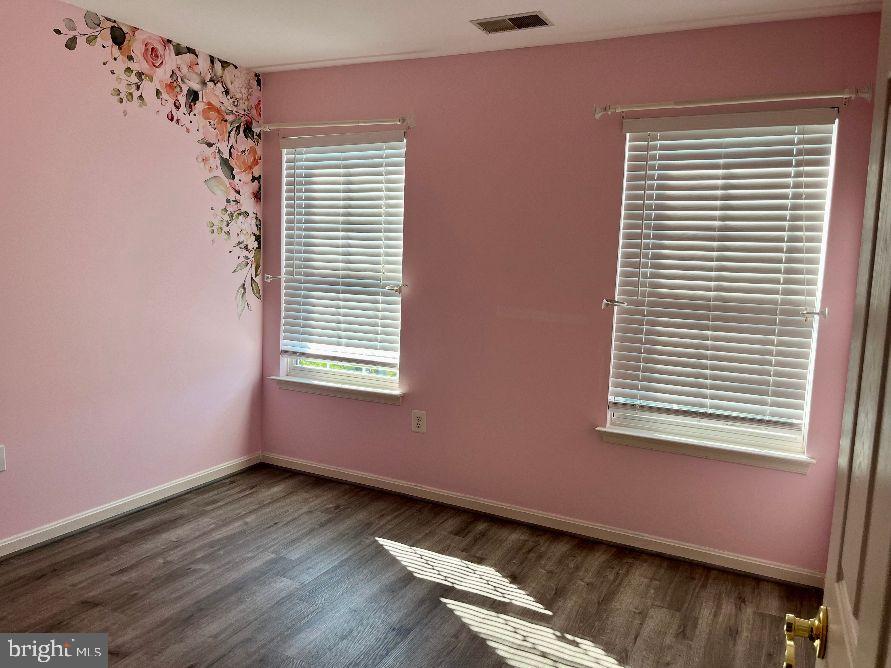 AUTUMN CHASE HUNT - Residential