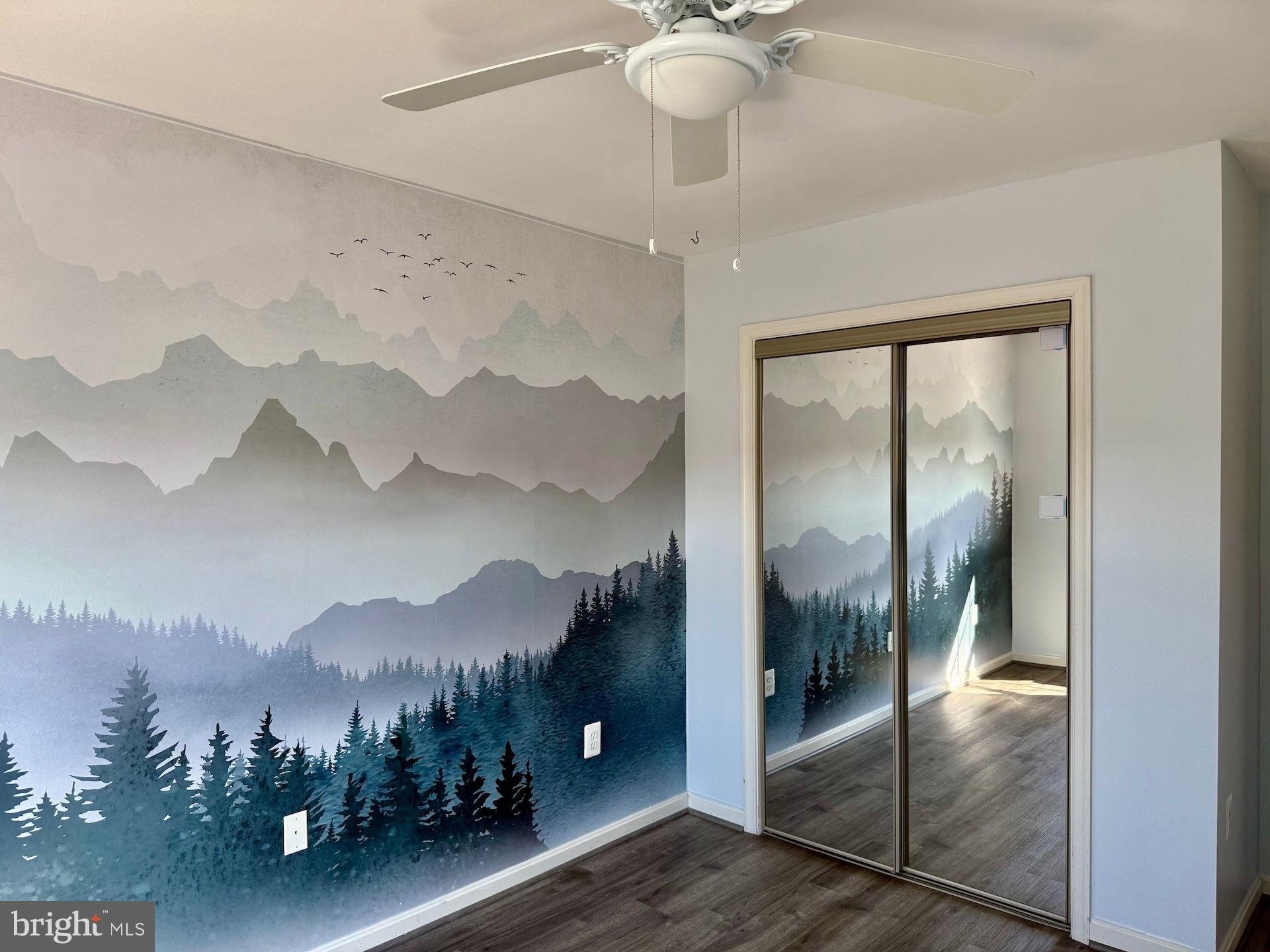 AUTUMN CHASE HUNT - Residential