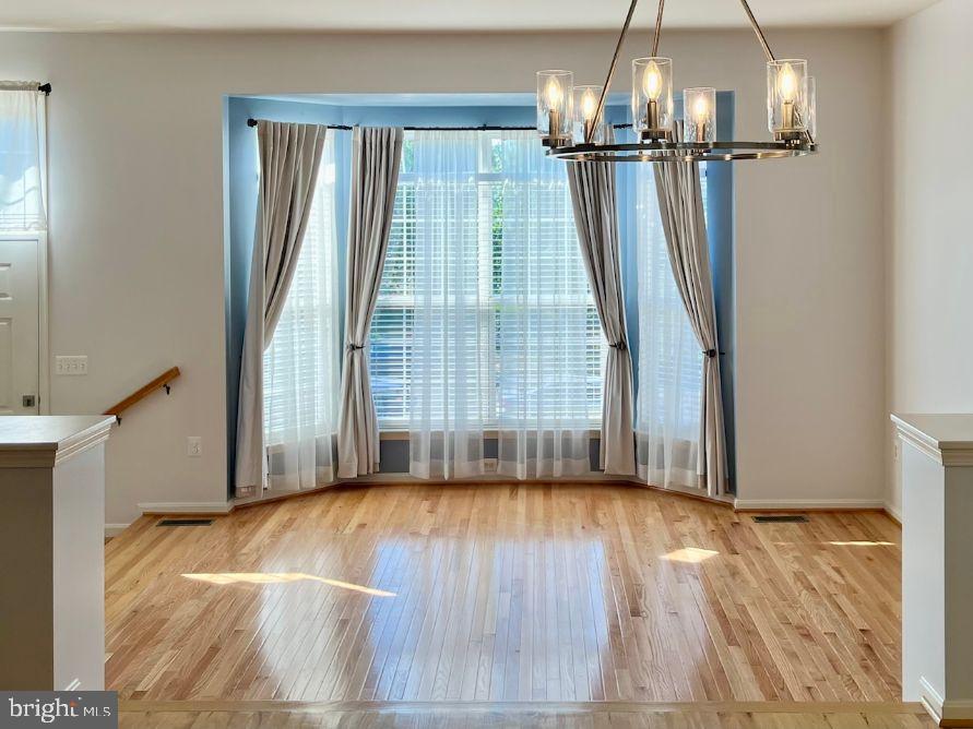 AUTUMN CHASE HUNT - Residential