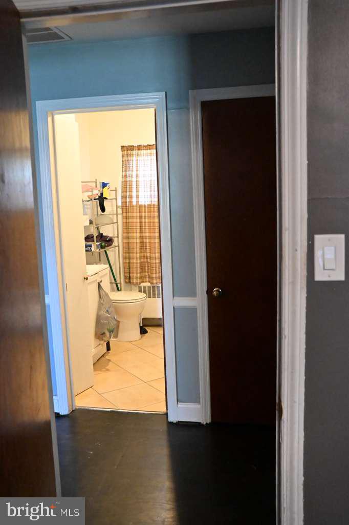 MAUGANSVILLE - Residential