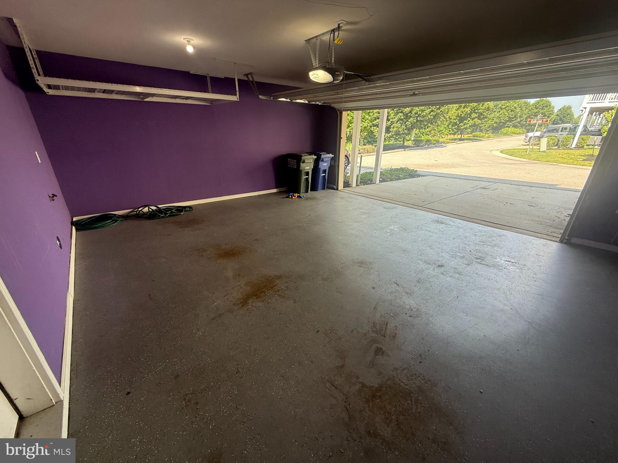 OXFORD SQUARE - Residential Lease