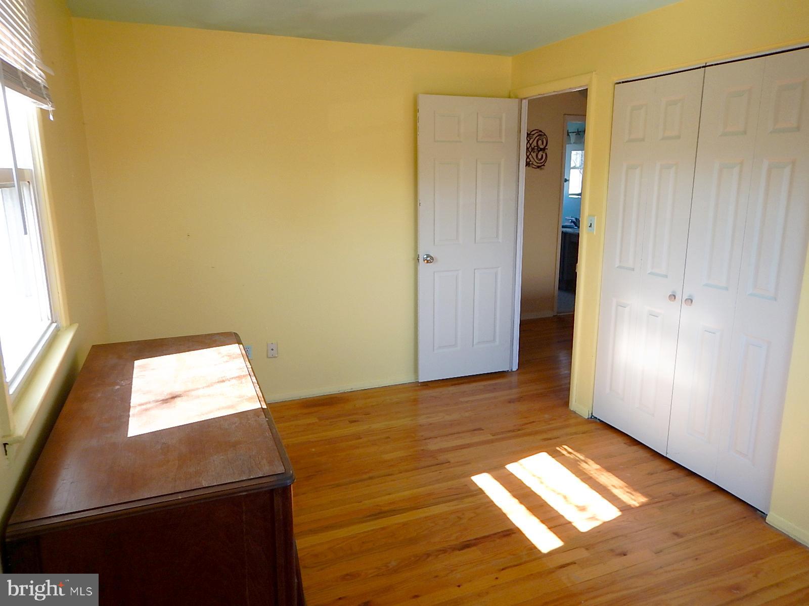 PERRY HALL - Residential