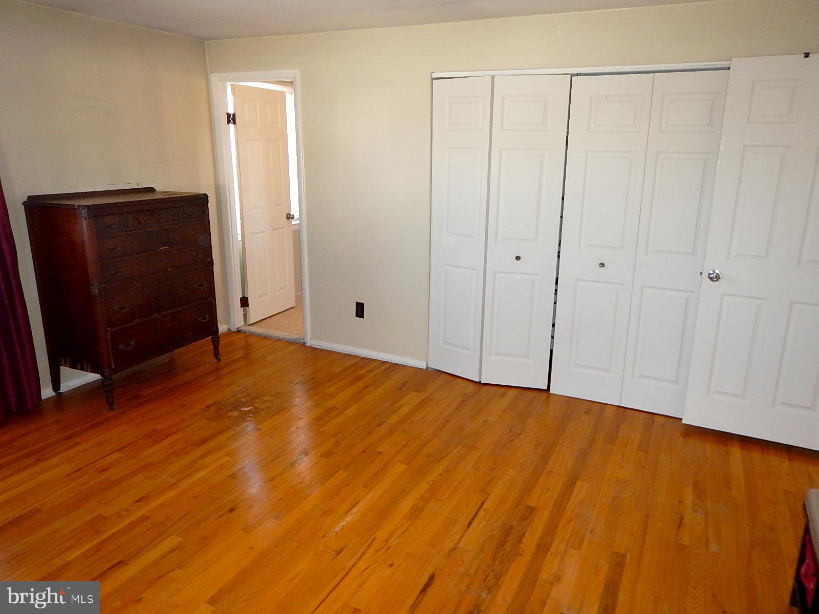 PERRY HALL - Residential