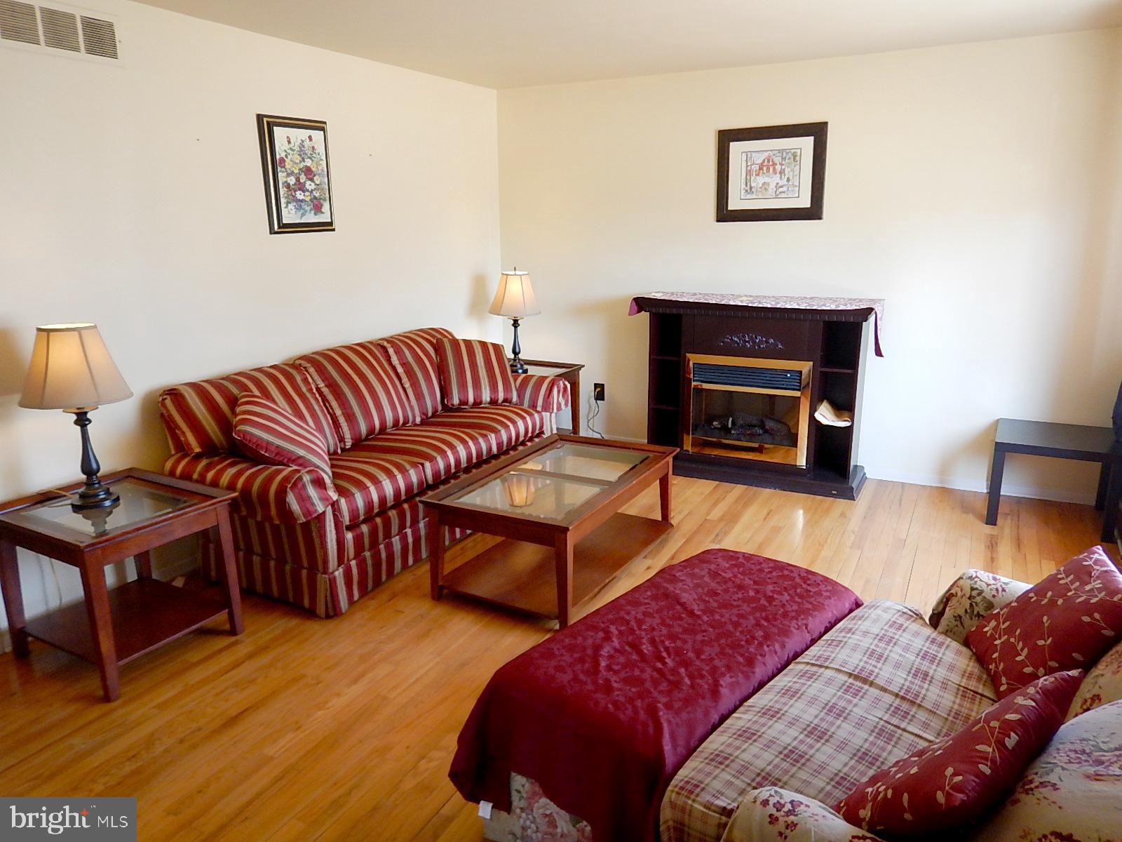 PERRY HALL - Residential