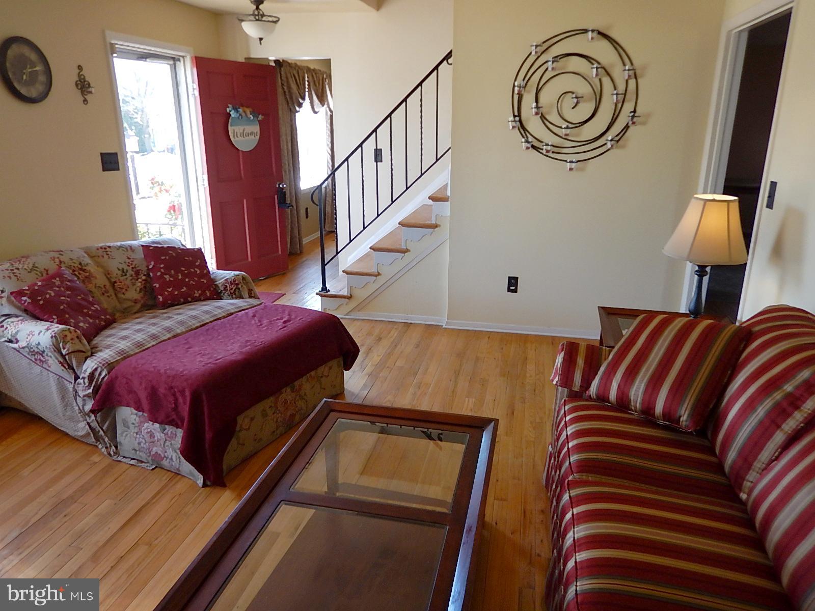 PERRY HALL - Residential