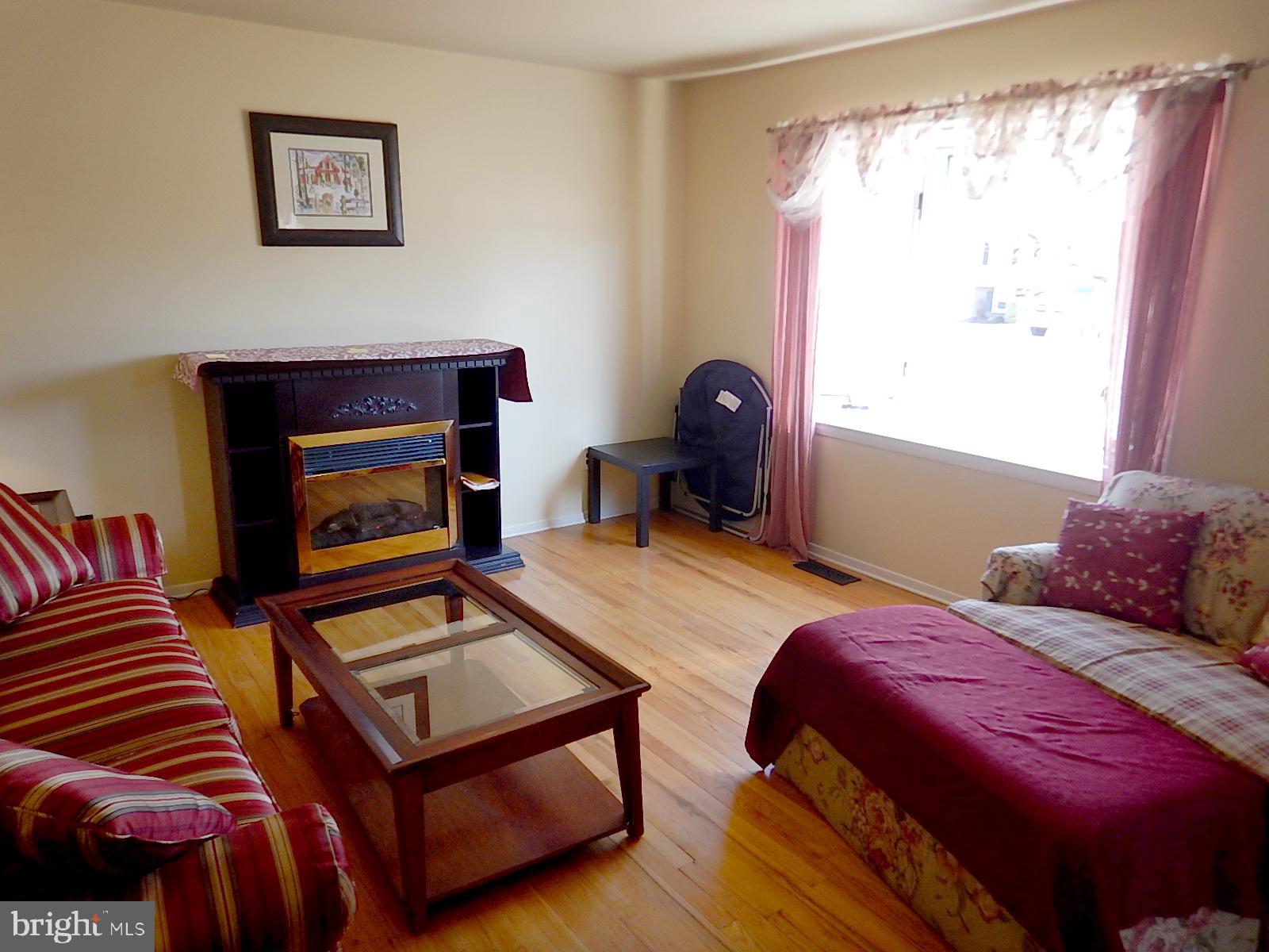 PERRY HALL - Residential