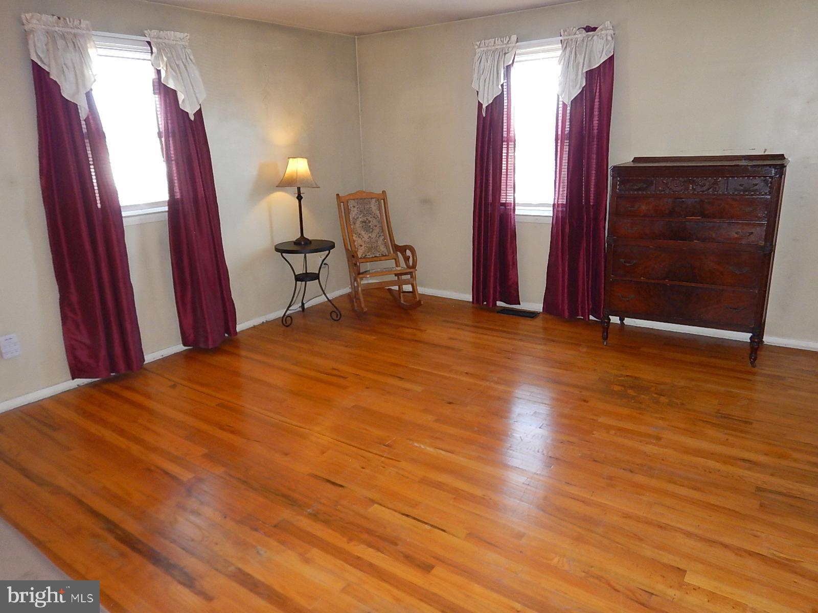 PERRY HALL - Residential