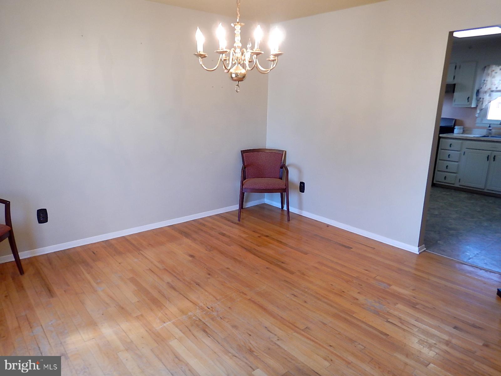 PERRY HALL - Residential