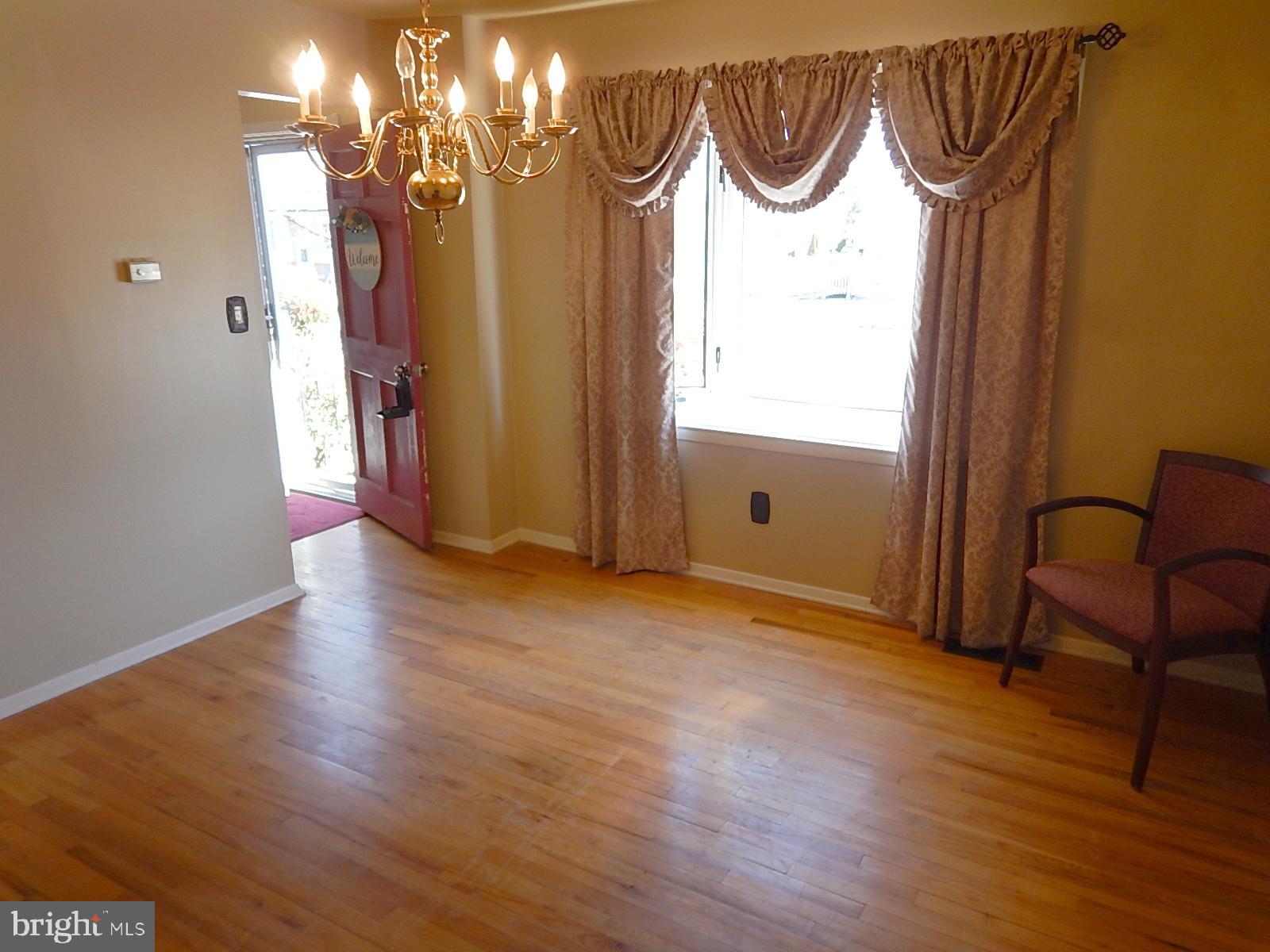 PERRY HALL - Residential