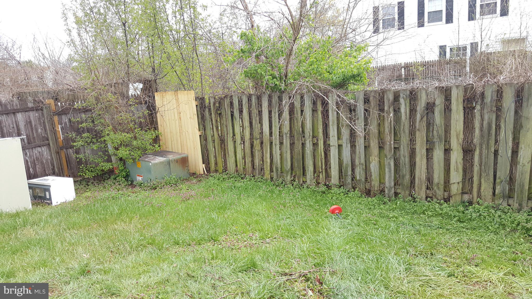 WARFIELD CONDOMINIUMS - Residential Lease