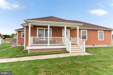18926 Edward Drive, Bridgeville, DE MLS: DESU2110856
