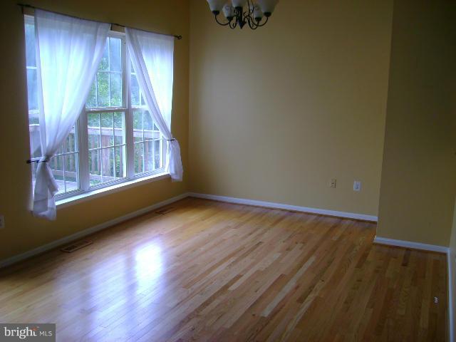 BLOOMS CROSSING - Residential Lease