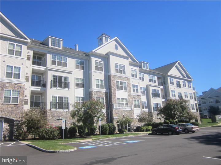+/- 1820 SF 2B/2B Penthouse Corner Condo in Glen Mills with heated/secure parking garage(under building). Two story Family room, Foyer, Study and Master Bedroom. Loft on second floor overlooks the Living room. Walk-in Laundry room with front load W/D. Two balconies (1 Study/1 Master Bedroom). Pantry and Breakfast Bar in Kitchen. Bosch Dishwasher. Enjoy a lovely kitchen with Corian countertops, gas cooking, roomy pantry and more. Master bedroom has a walk-in closet and the master bath has two sinks(granite). Private parking (1) garage under the building. Plenty of parking in front of the building. Secure access and a swimming pool. No pets and no smoking please.