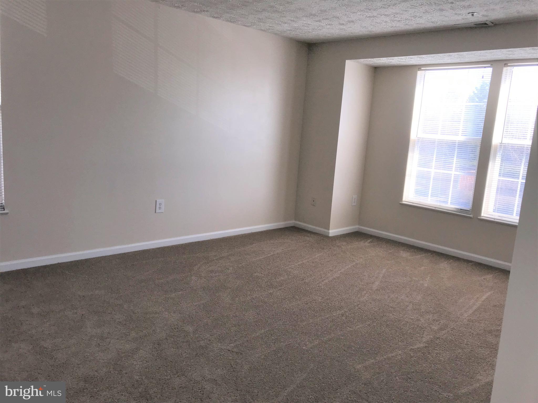 PINEY ORCHARD - Residential Lease