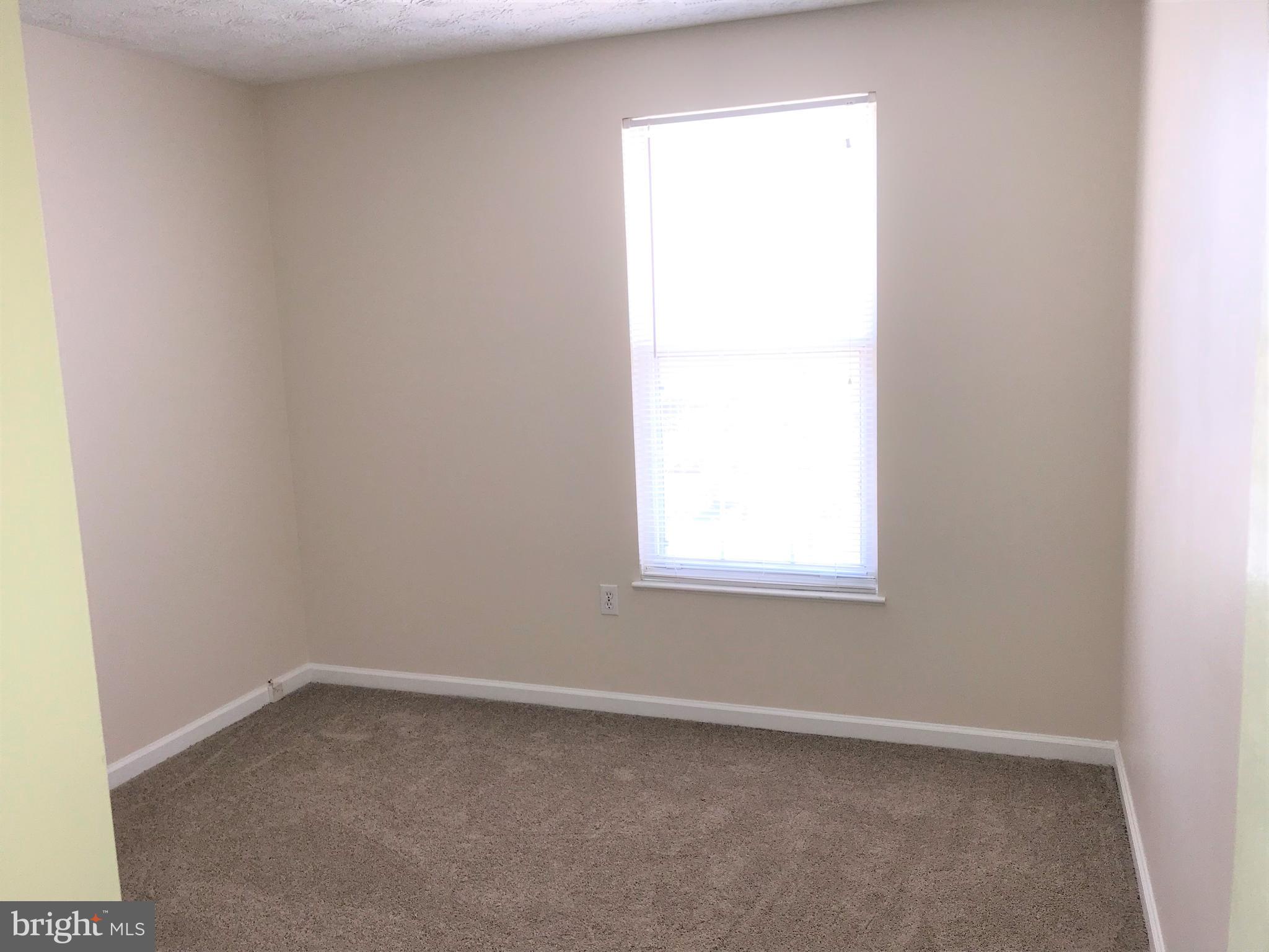 PINEY ORCHARD - Residential Lease