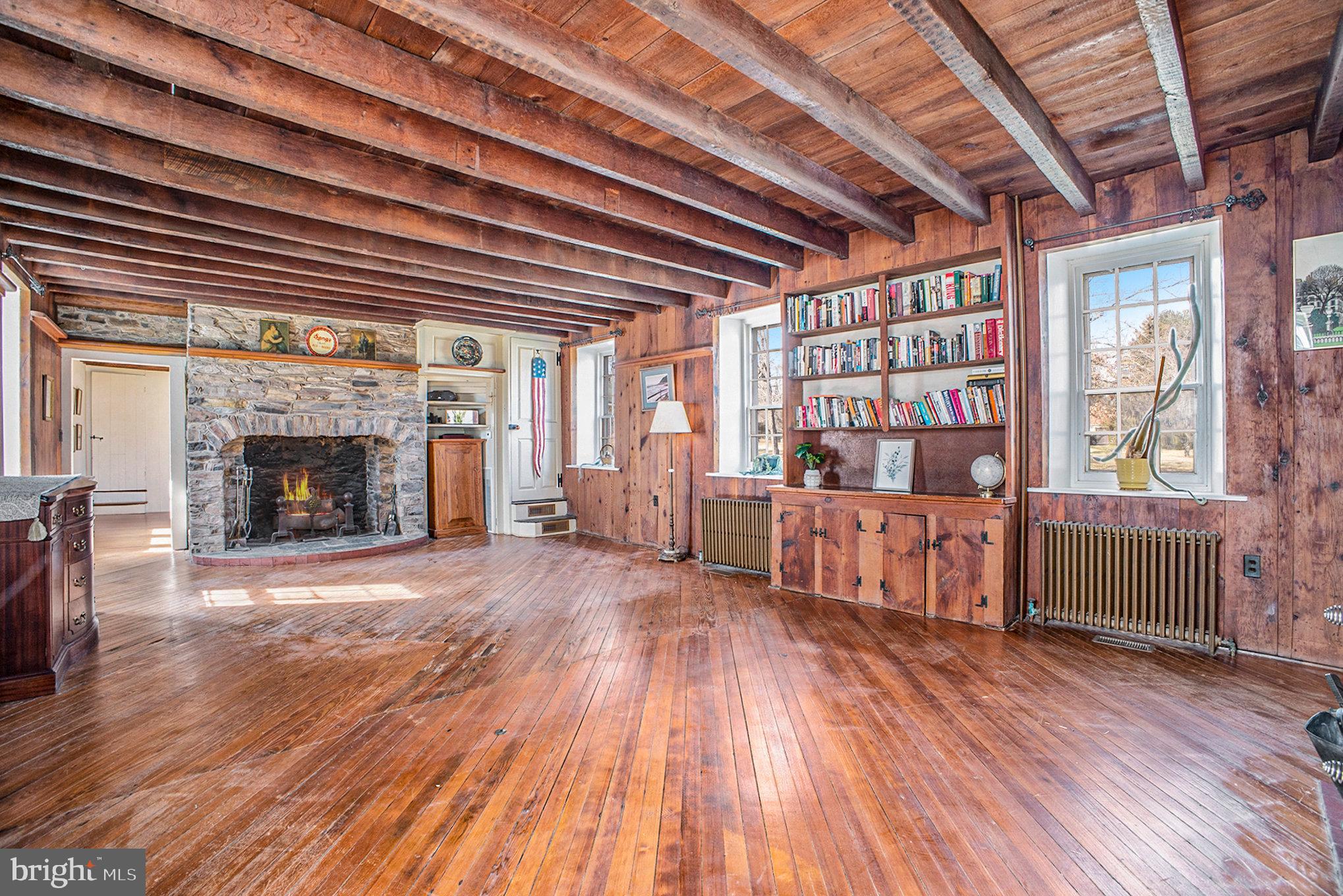 MOUNT EYRE MANOR - Residential