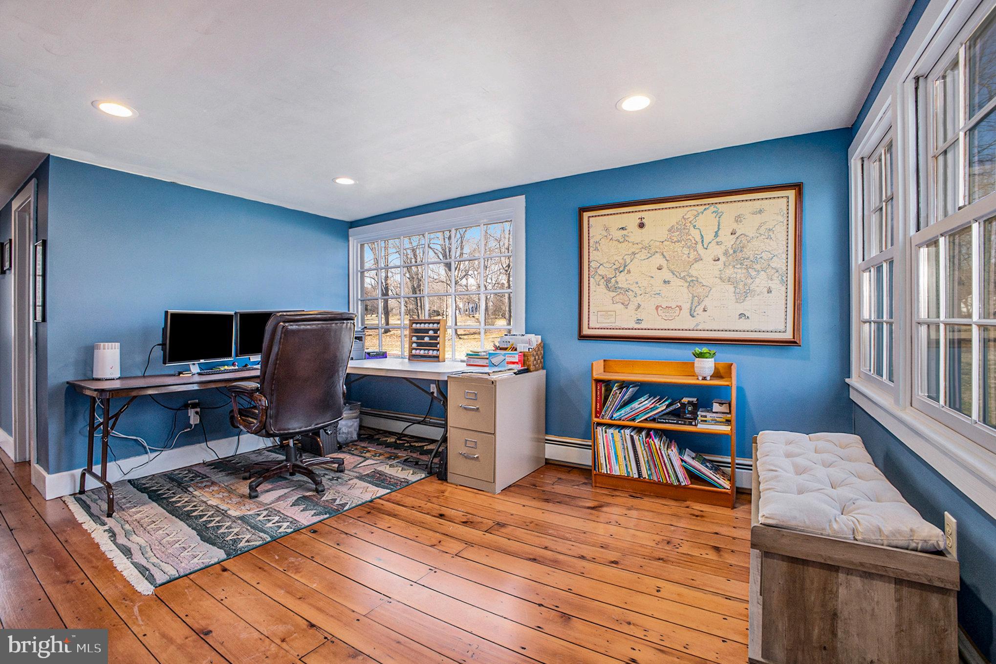 MOUNT EYRE MANOR - Residential