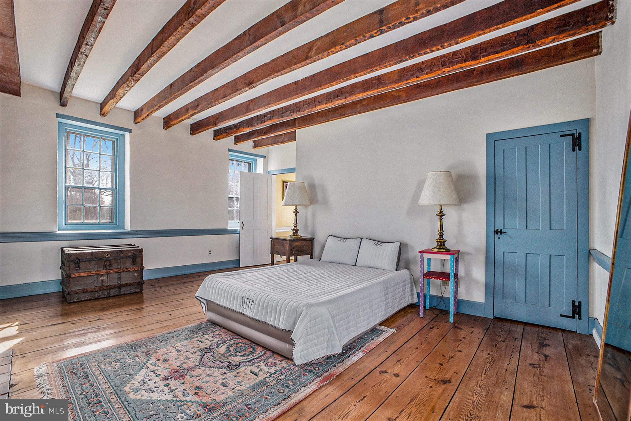 MOUNT EYRE MANOR - Residential