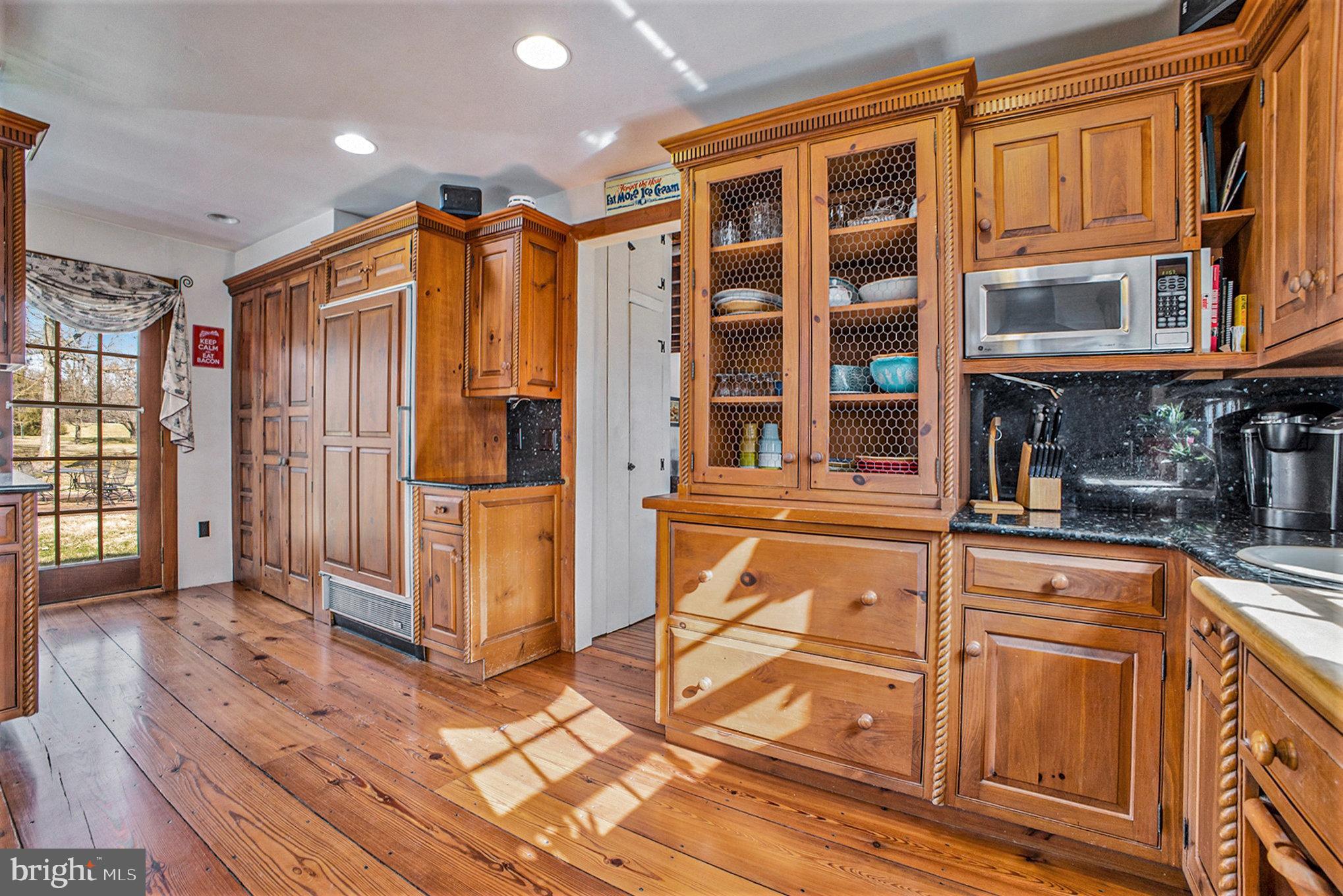 MOUNT EYRE MANOR - Residential