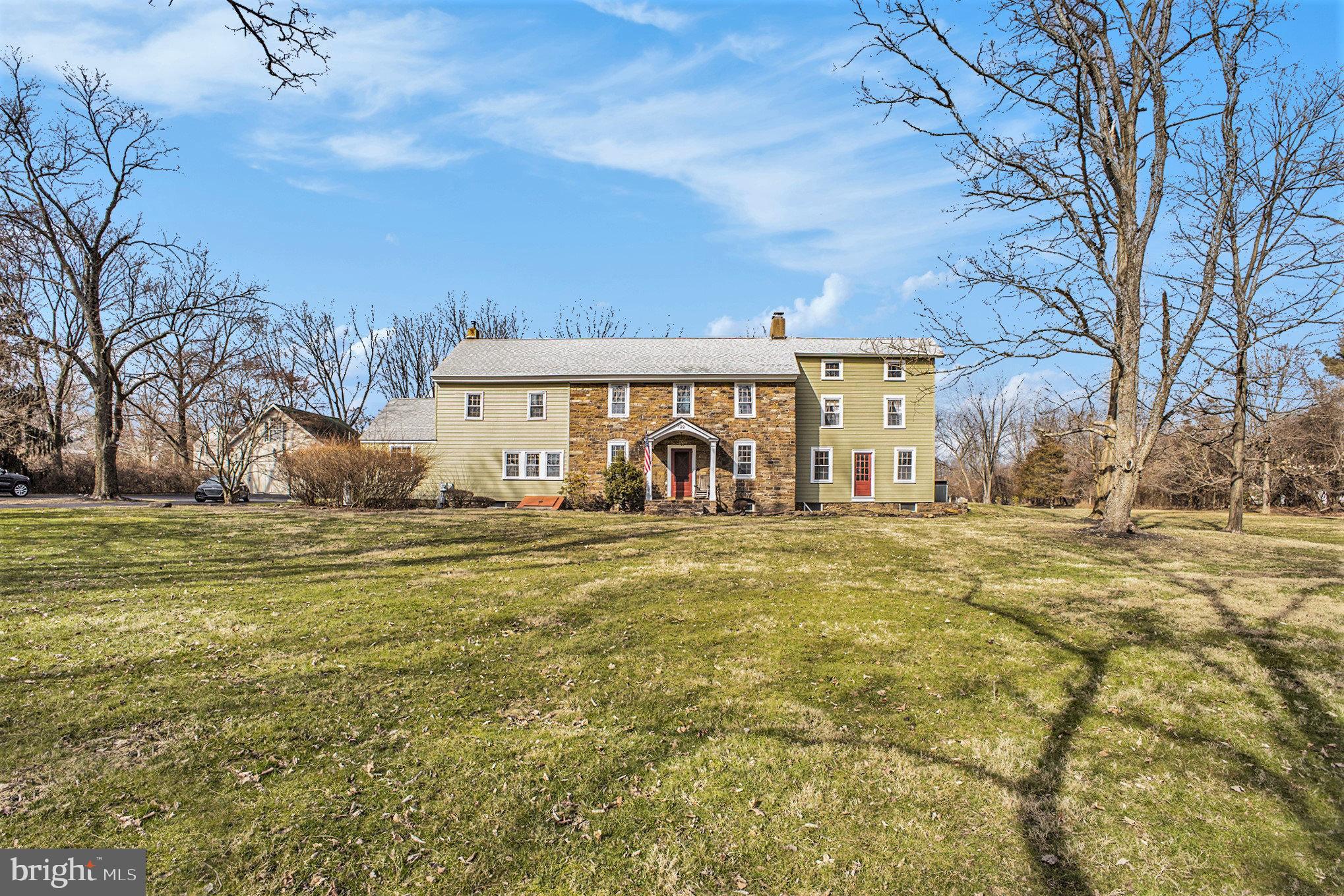 MOUNT EYRE MANOR - Residential