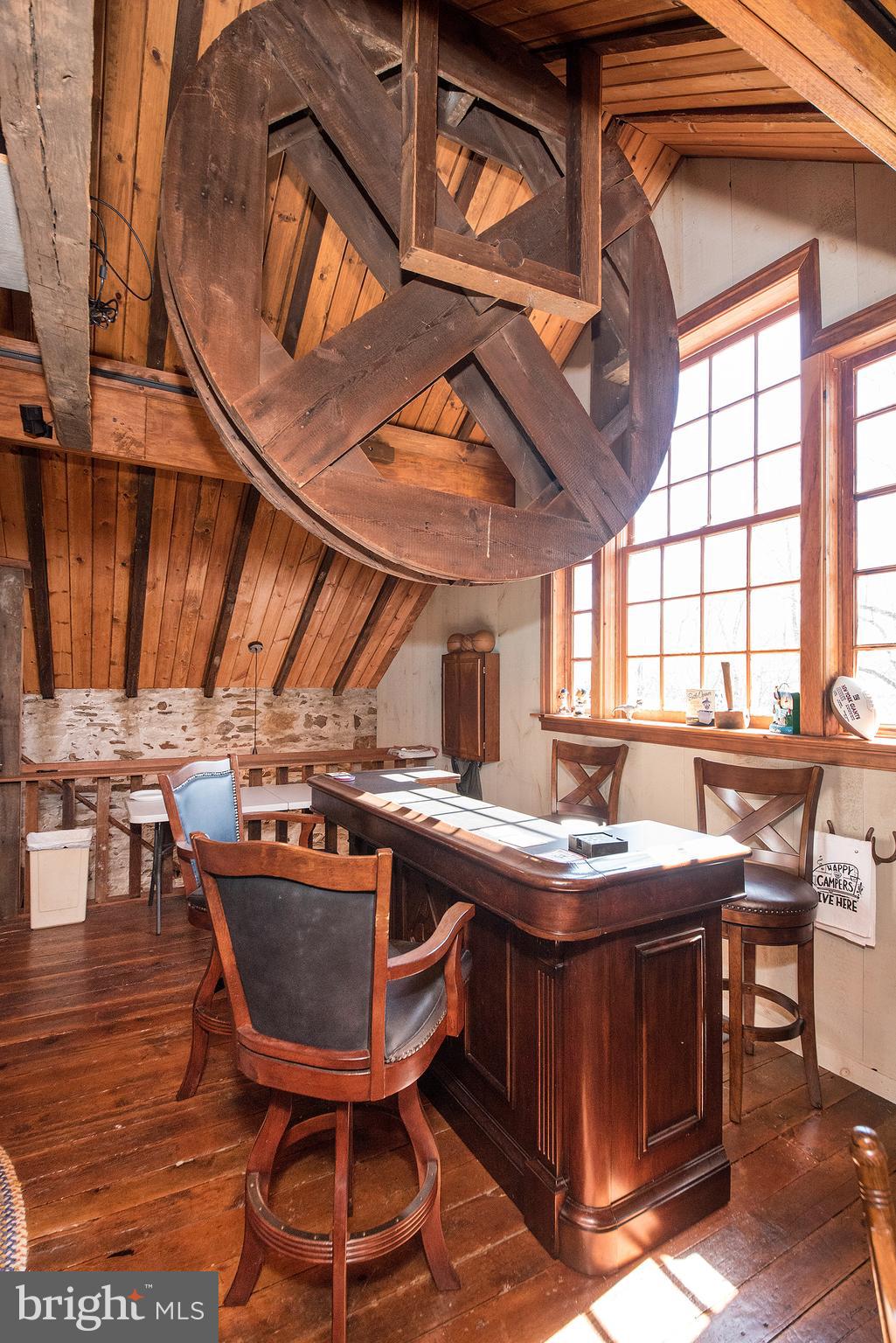 MOUNT EYRE MANOR - Residential