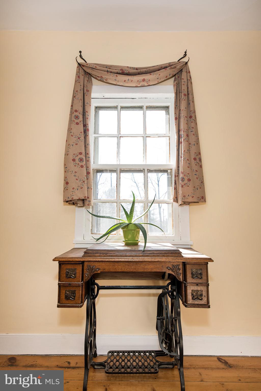 MOUNT EYRE MANOR - Residential