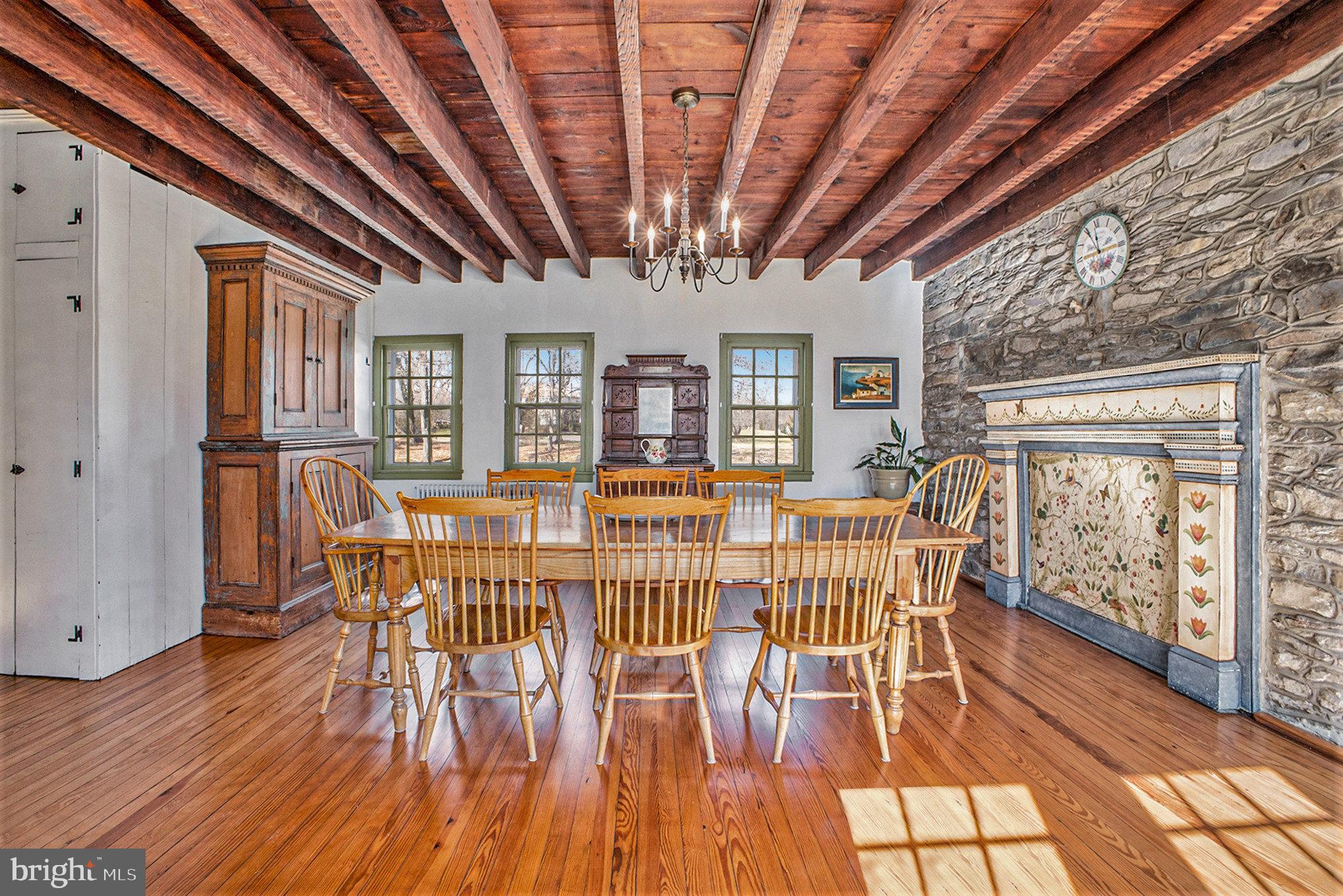 MOUNT EYRE MANOR - Residential