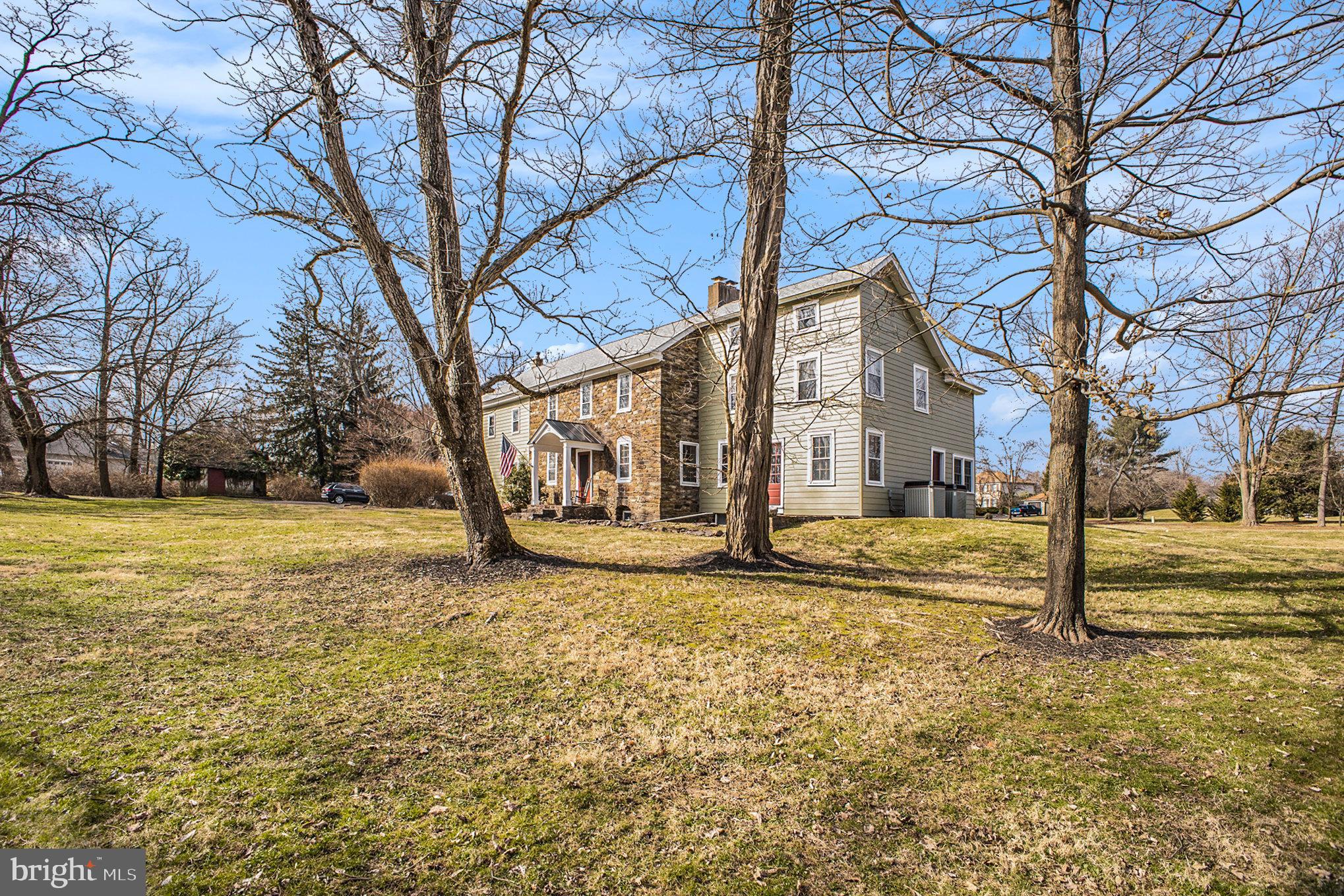 MOUNT EYRE MANOR - Residential