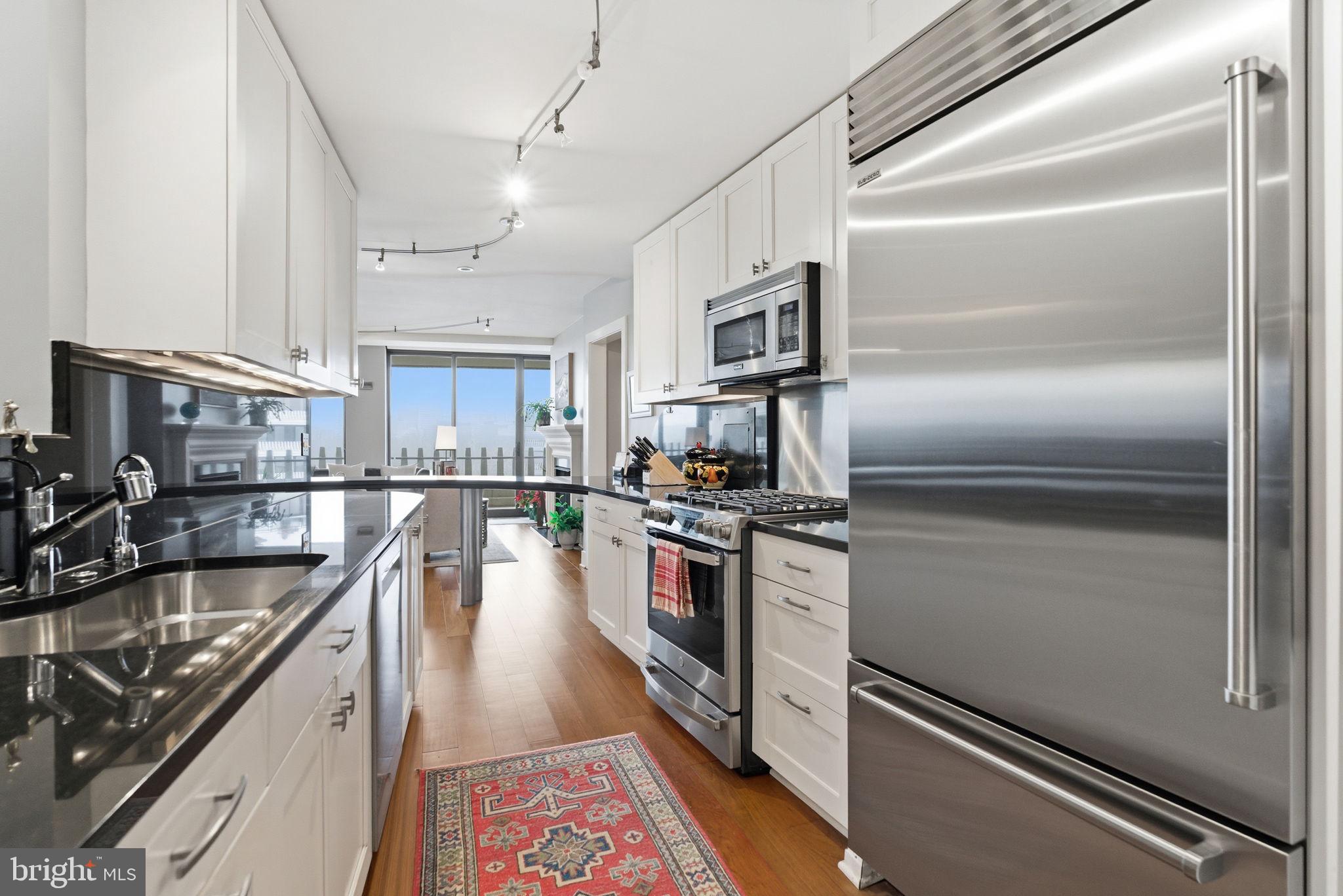 700 NEW HAMPSHIRE AVENUE NW 1218