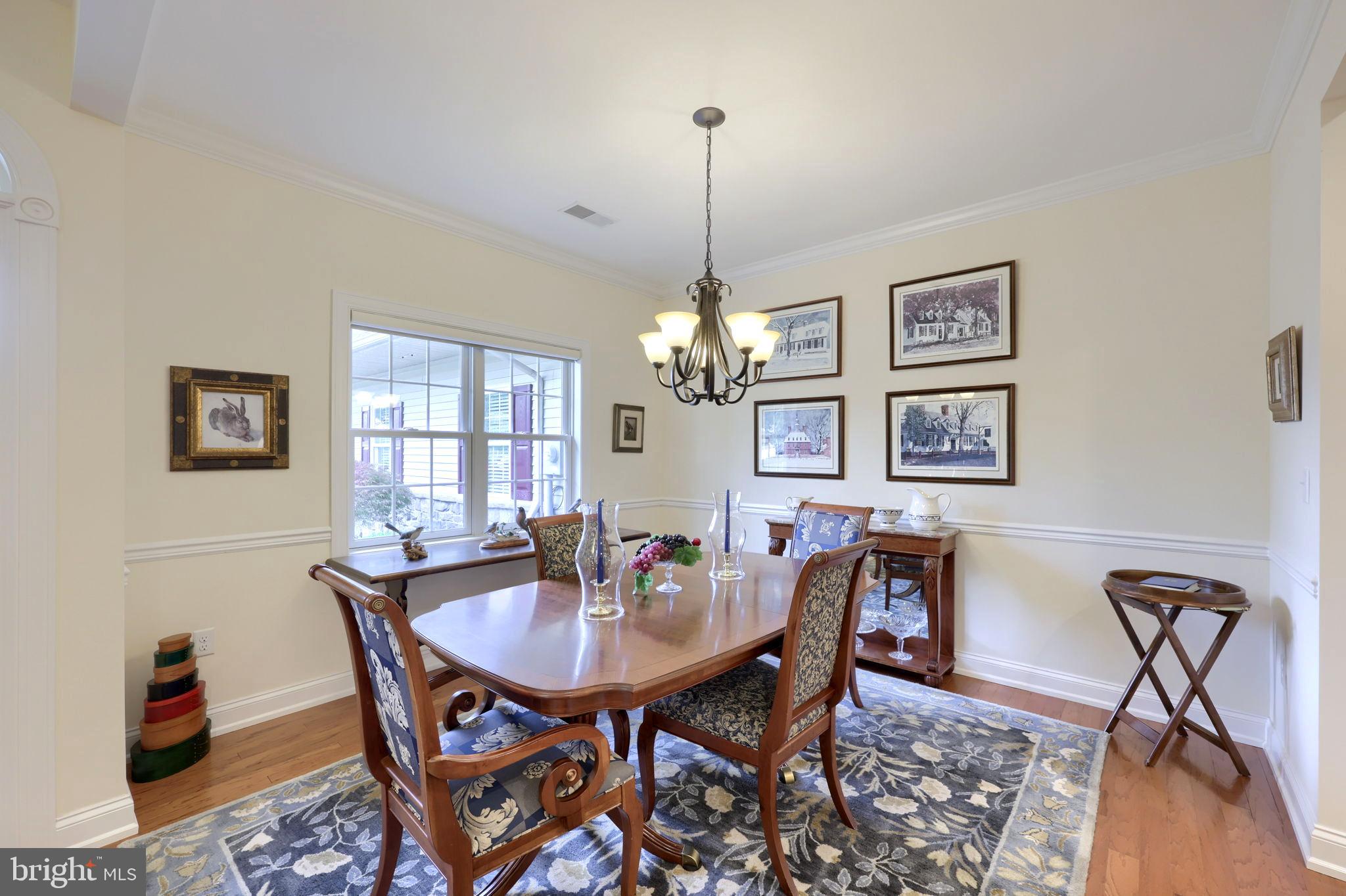 865 MEADOW COURT
