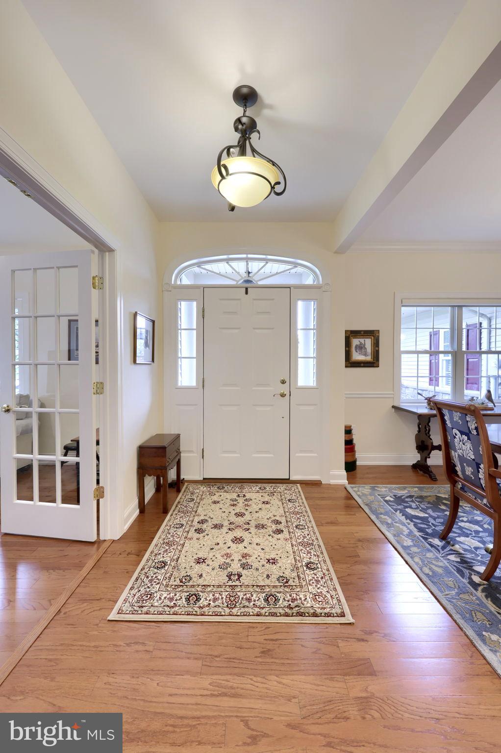 865 MEADOW COURT