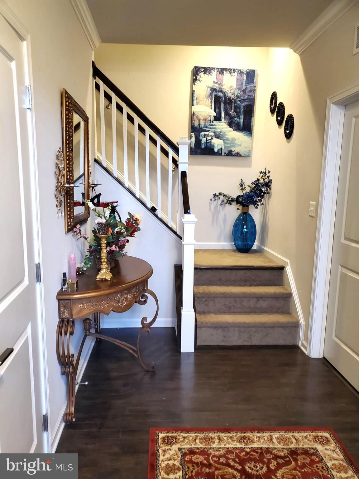 LOUDOUN VALLEY ESTATES 2 - Residential Lease