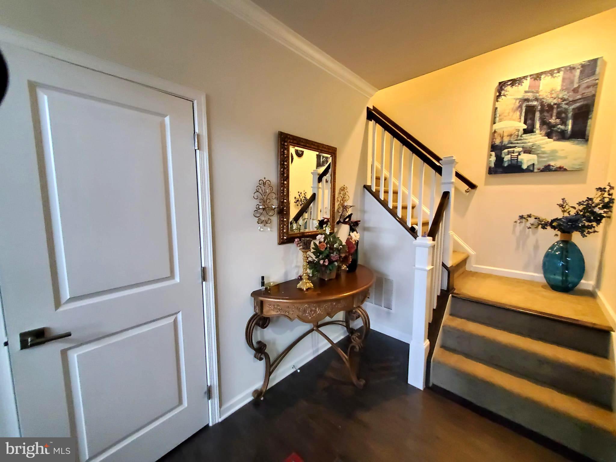 LOUDOUN VALLEY ESTATES 2 - Residential Lease