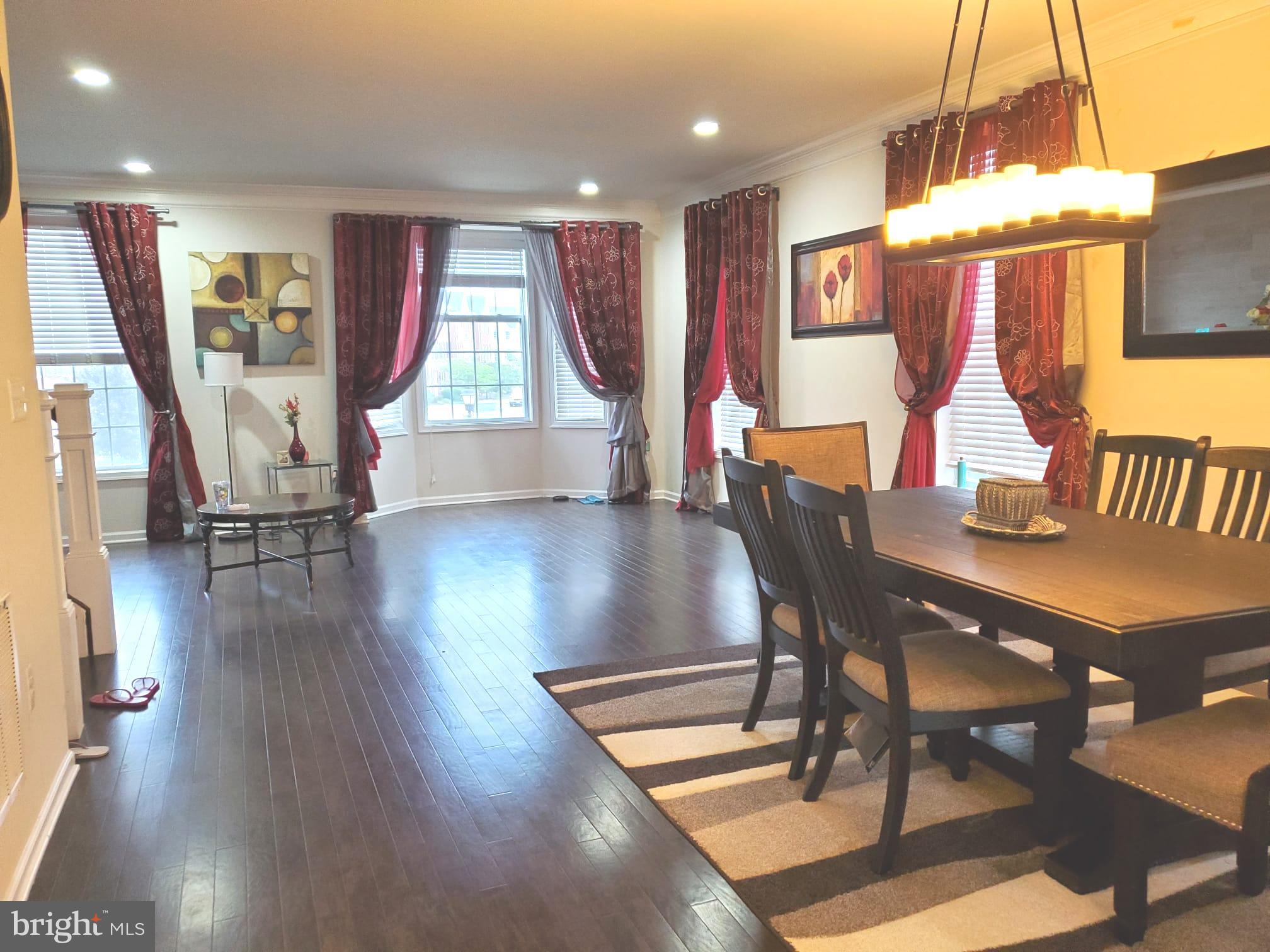 LOUDOUN VALLEY ESTATES 2 - Residential Lease