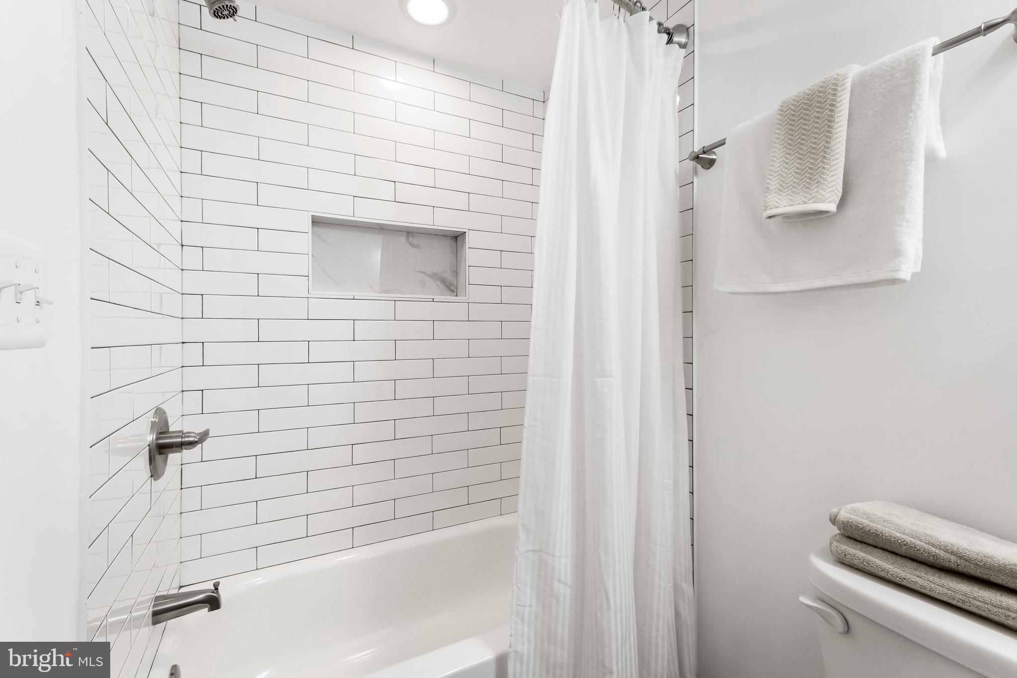 CANTON - Residential Lease