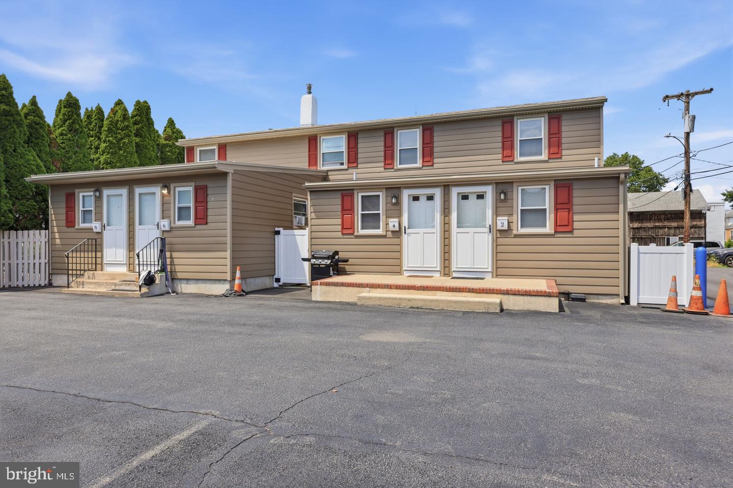 4 CORLISS AVENUE