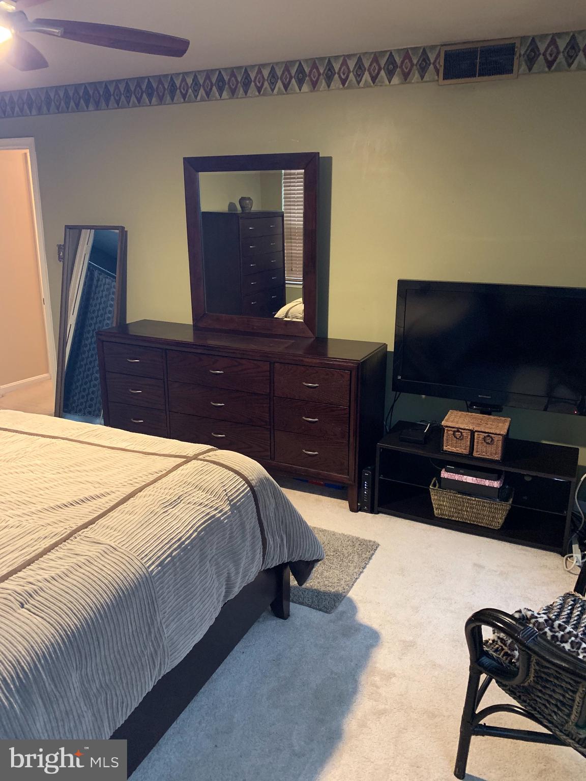 ROSECROFT COMMONS - Residential