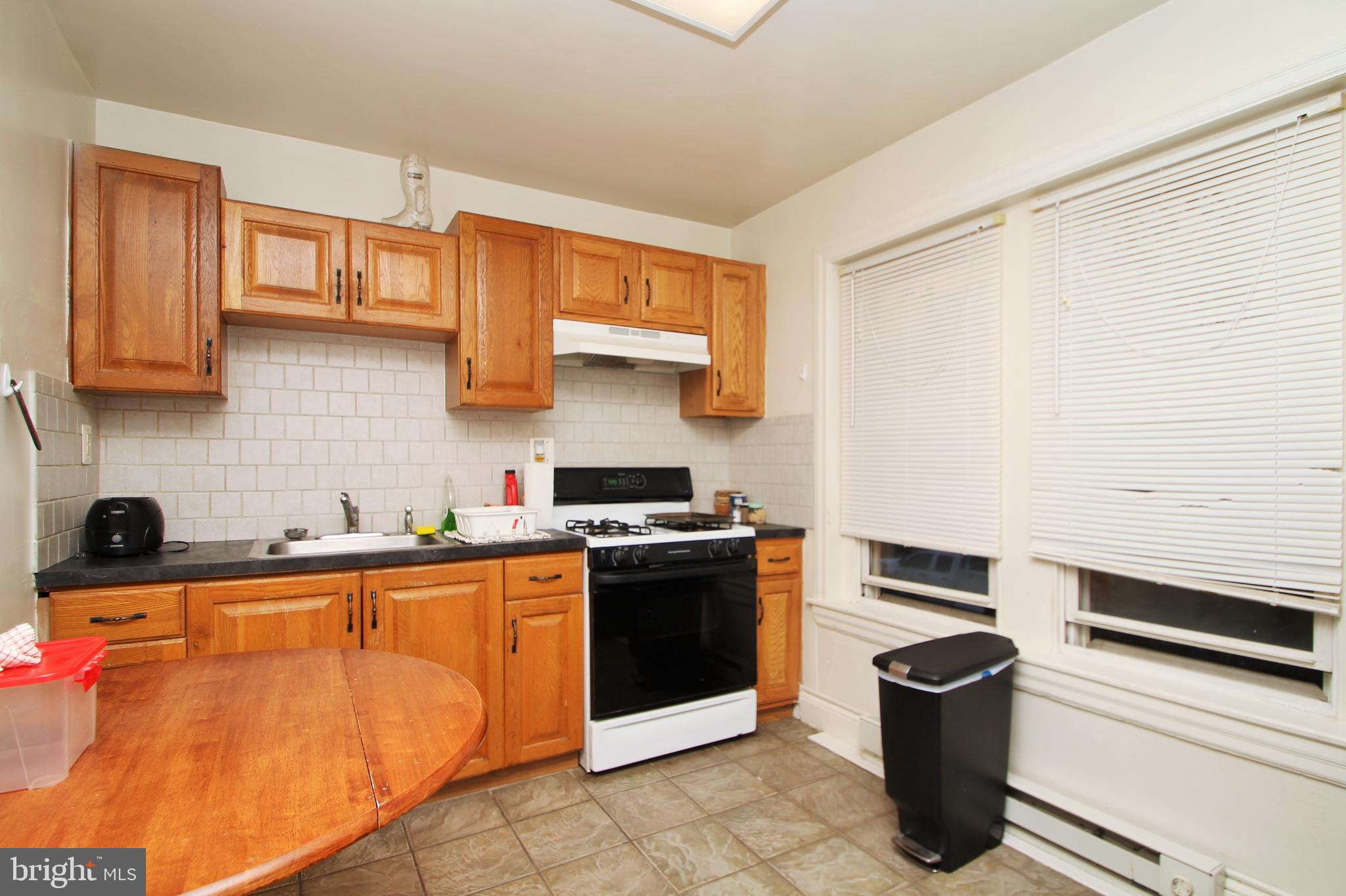 CONSHOHOCKEN - Residential Lease