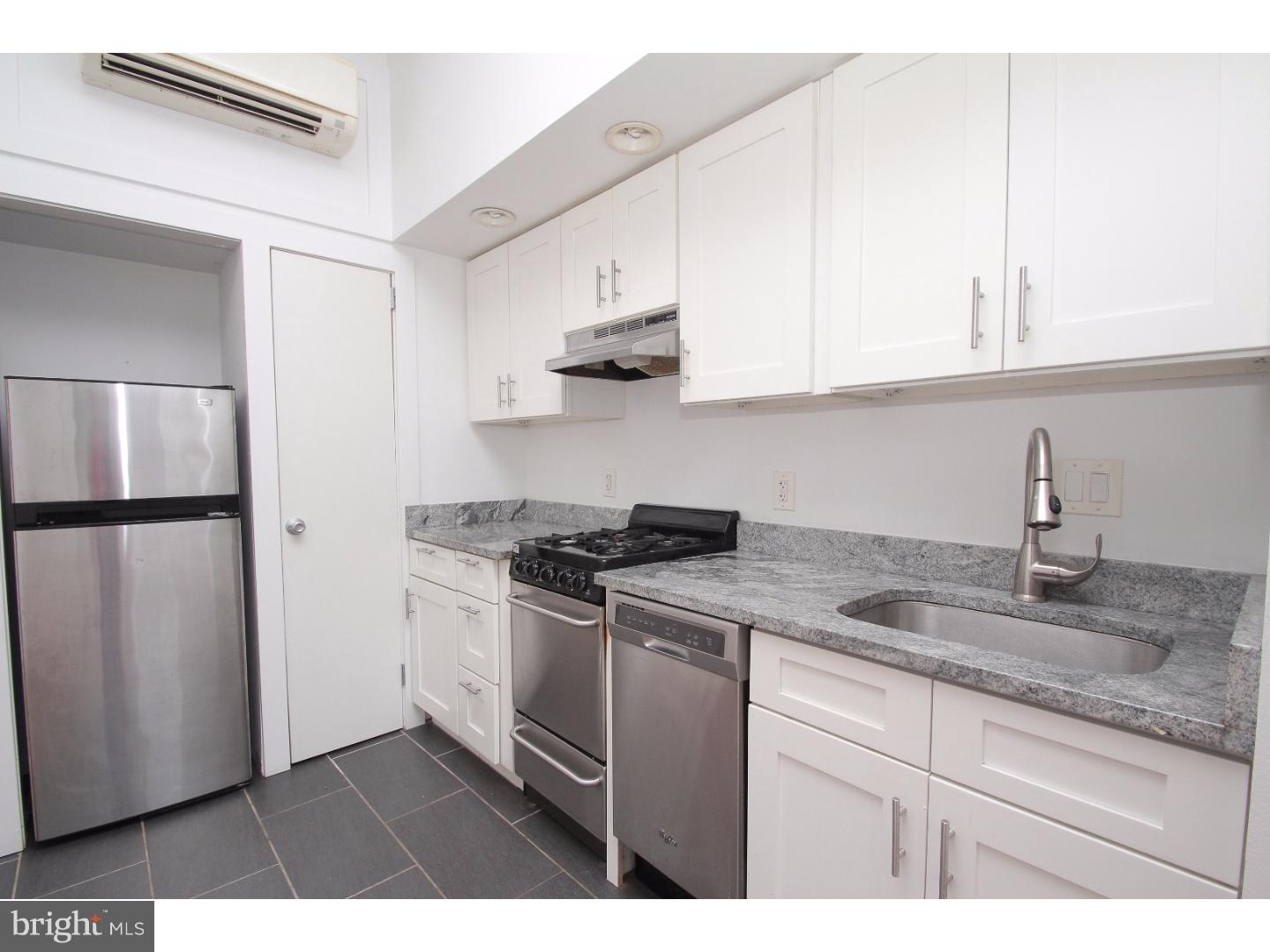 SOCIETY HILL - Commercial Sale