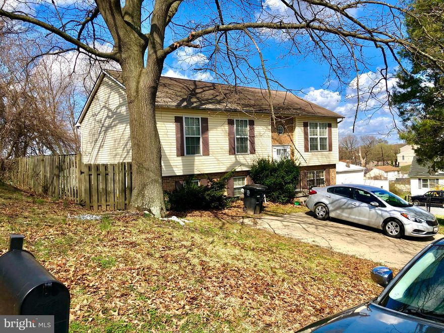 Previous Buyer Financing Fell thru there loss your gain, Huge Newer Split Foyer Style Detached 4 Bed room 2 Full bath, finished walkout basement, fenced oversized corner lot, off street driveway for less than rent in a quiet highly sought after neighborhood,