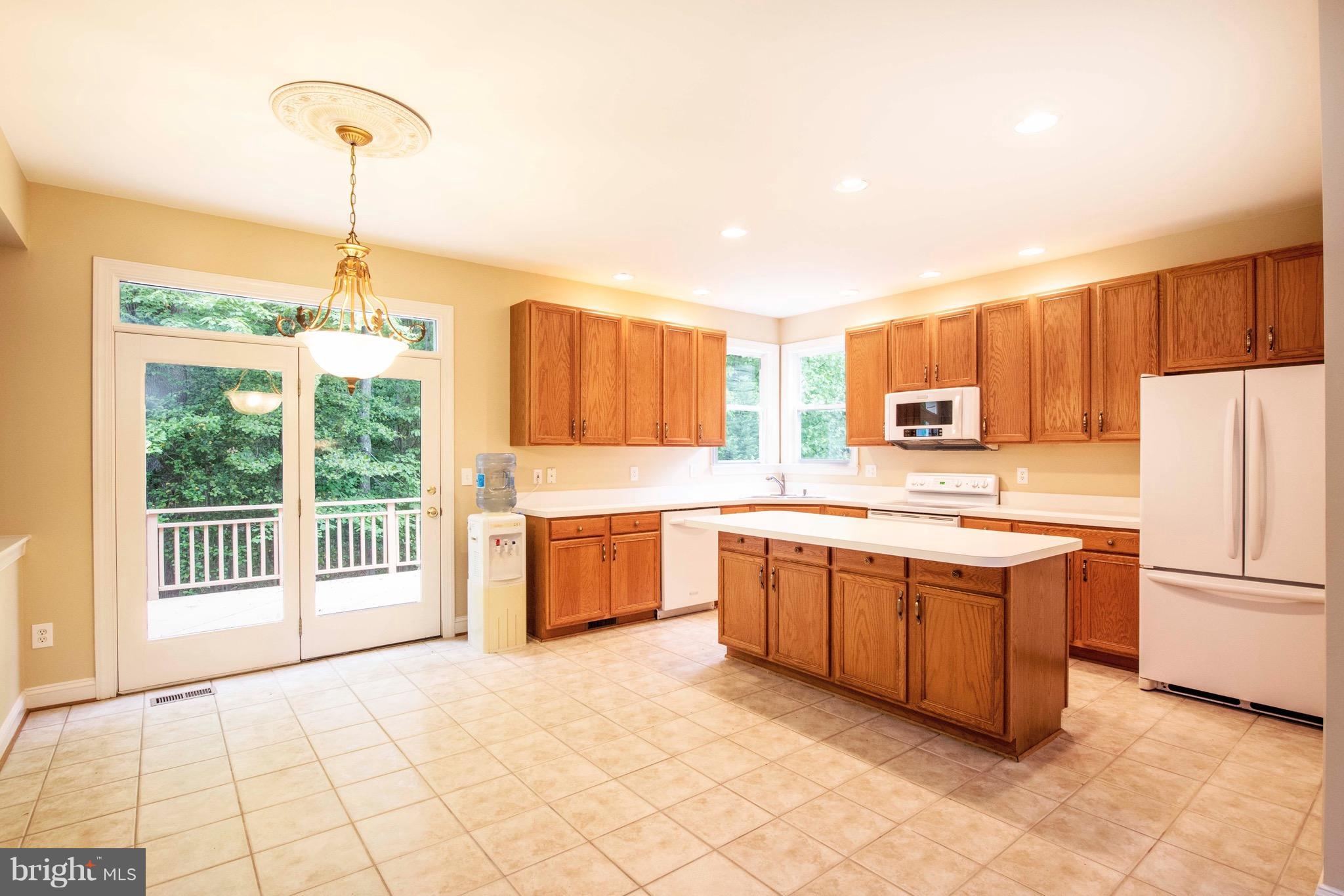 MISTY RIDGE - Residential